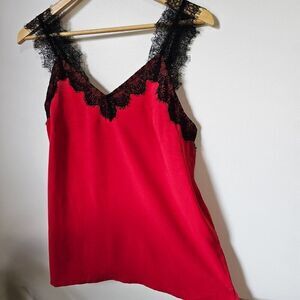 EUC LIKE NEW RED BLACK LACED TANK TOP SIZE MEDIUM